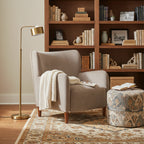 Fauteuil club capitonné avec velours moelleux et pieds en bois massif