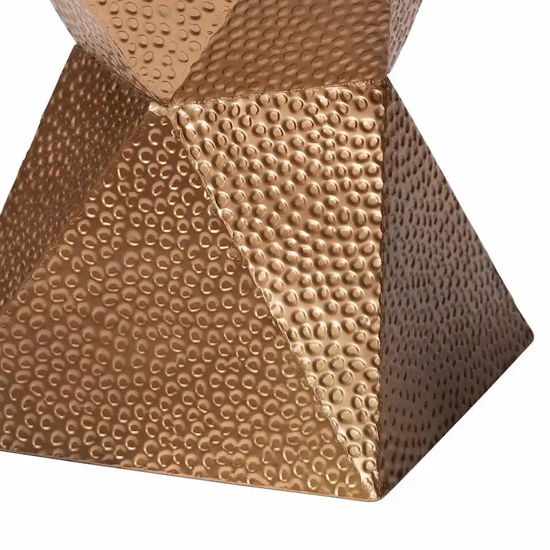 Table d'appoint en métal texturé - Table d'appoint géométrique dorée avec silhouette en sablier pour utilisation intérieure ou semi-extérieure