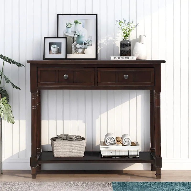 Console de style traditionnel avec deux tiroirs et une étagère inférieure